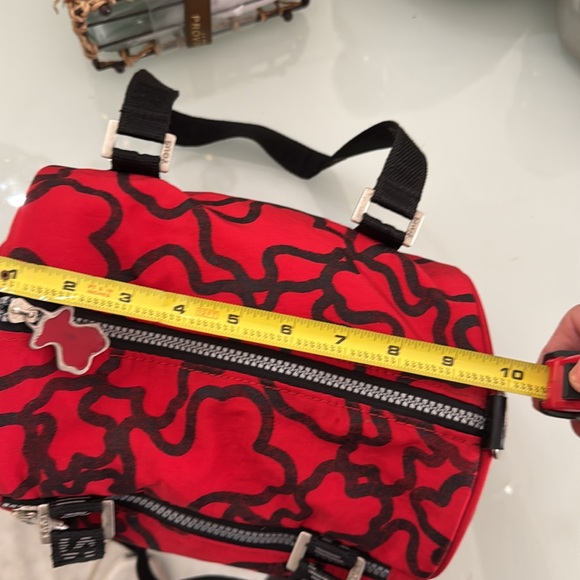 TOUS Bear Collection Red & Black Kaos Canvas Barrel Bag - 3 zipper pockets - Picture 10 of 10